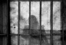Criança vai visitar irmão na cadeia e é estuprada por outro detento Criança vai visitar irmão na cadeia e é estuprada por outro detento